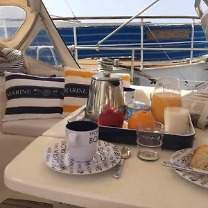 https://barco-pumpeti.in-canary-islands.com